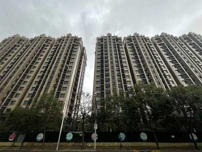 李嘉誠的北京&ldquo;御翠園&rdquo;捂盤23年后入市,價(jià)格暴漲50倍,港風(fēng)裝修遭吐槽