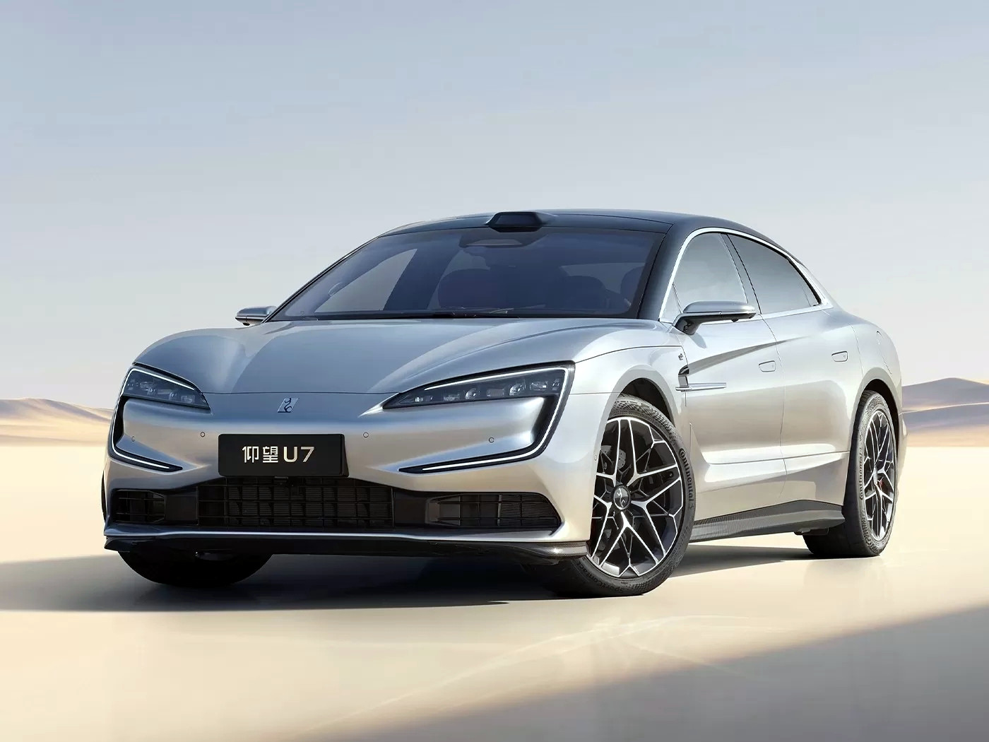 比亞迪仰望U7 電動與混合動力并行，水平對置發動機引領豪華新境界